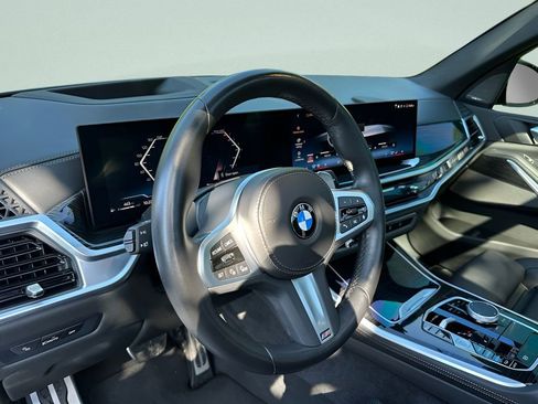 Certified 2024 BMW X5 xDrive40i w/ M Sport Package AWD/4WD image 13