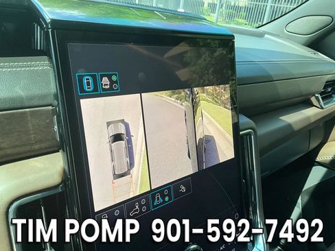 Used 2025 GMC Yukon Denali Ultimate AWD/4WD image 34