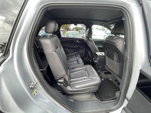 Used 2018 Audi Q7 3.0T Prestige AWD/4WD image 8