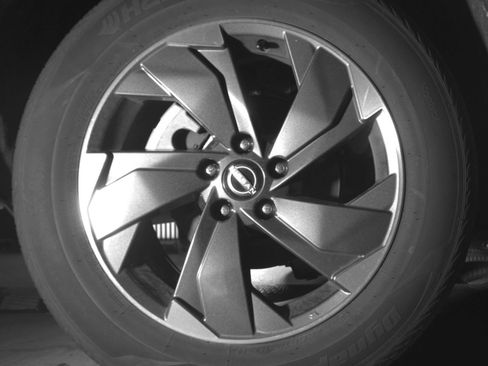 Used 2025 Nissan Rogue SV AWD/4WD image 15