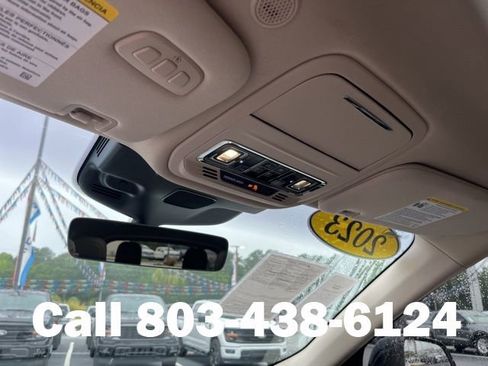 Used 2023 Lincoln Aviator 2WD w/ Premium Package image 29