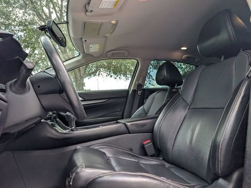 Used 2017 Nissan Maxima 3.5 SV w/ Dynamic Package FWD image 15