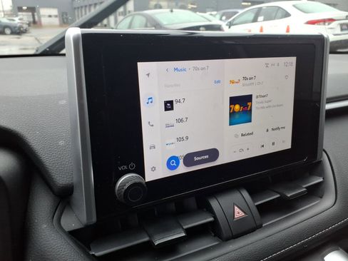 Certified 2023 Toyota RAV4 XLE image 21