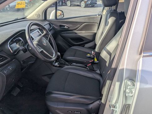 Used 2022 Buick Encore Preferred w/ Safety Package image 13