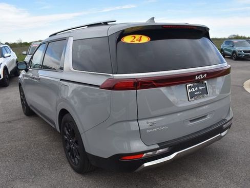 Used 2024 Kia Carnival SX Prestige FWD image 5