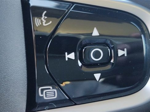 New 2026 Volvo XC90 B6 Ultra image 16