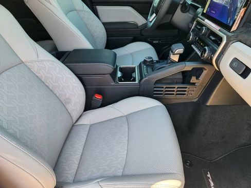 New 2026 Toyota Tacoma Limited AWD/4WD image 12