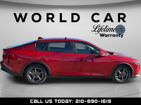 Used 2025 Kia K4 image 5