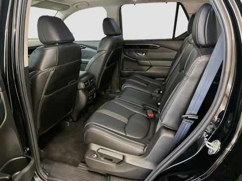 Used 2025 Honda Pilot Touring image 30
