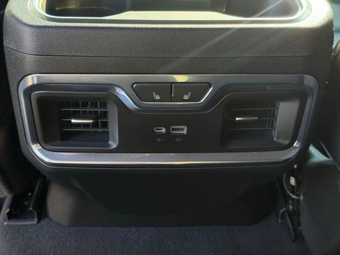 Used 2022 GMC Sierra 1500 Denali w/ Technology Package image 13