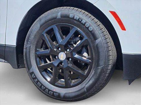 Used 2023 Chevrolet Equinox LS image 22