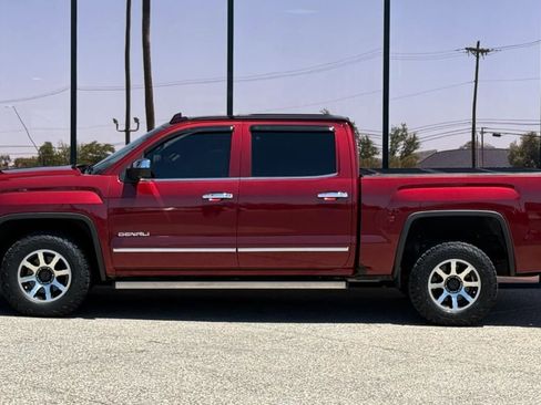 Used 2017 GMC Sierra 1500 Denali w/ Denali Ultimate Package image 4