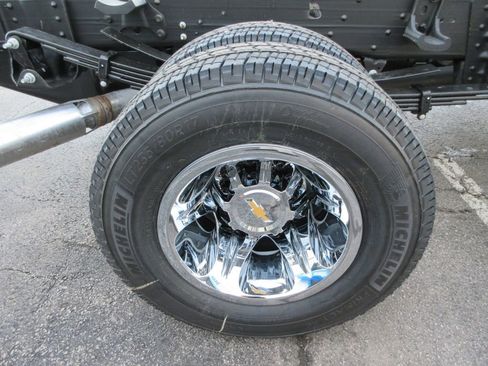 New 2026 Chevrolet Silverado 3500 W/T w/ WT Convenience Package AWD/4WD image 12