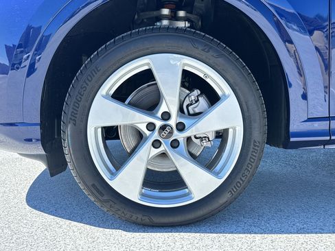 New 2025 Audi Q5 Premium Plus image 12