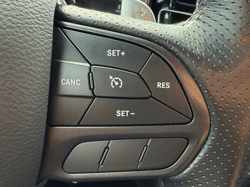 Used 2025 Dodge Durango GT AWD/4WD image 22