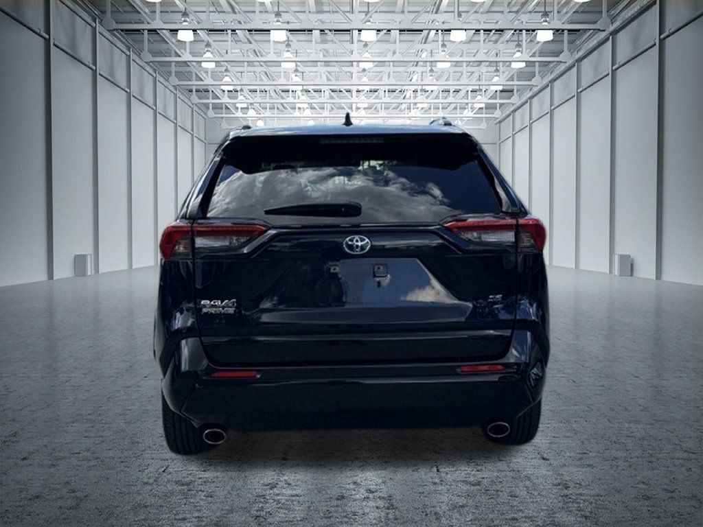 Used 2024 Toyota RAV4 SE w/ Weather & Moonroof Package AWD/4WD image 21
