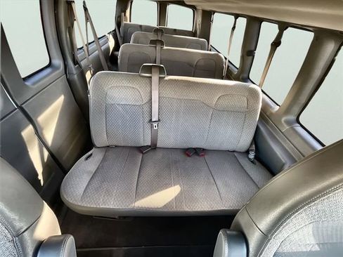 Used 2020 Chevrolet Express 3500 LT w/ LT Preferred Equipment Group image 23