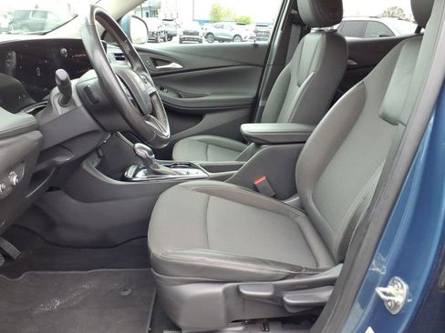 Used 2024 Buick Encore GX Preferred FWD image 18