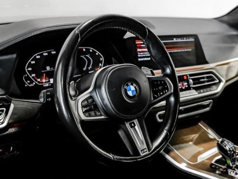 Used 2020 BMW X5 M50i AWD/4WD image 19