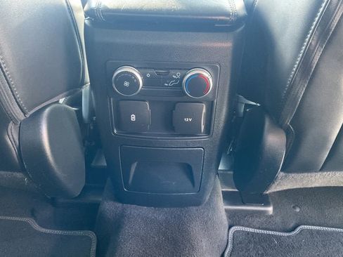 Certified 2022 Ford Explorer XLT w/ Equipment Group 202A AWD/4WD image 30