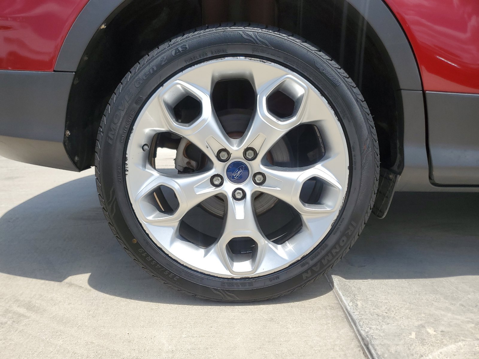 Used 2014 Ford Escape Titanium w/ Equipment Group 401A FWD image 9
