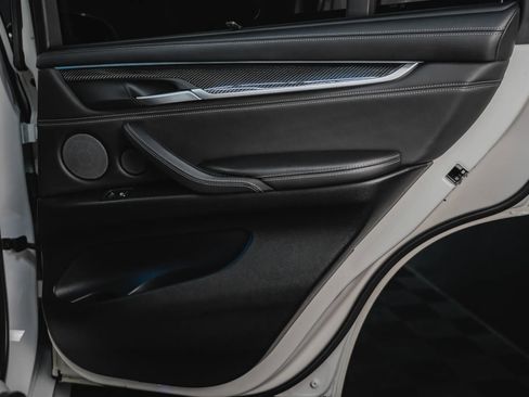 Used 2017 BMW X5 M image 50