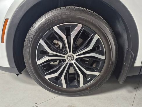 Certified 2026 Toyota Crown AWD/4WD image 10