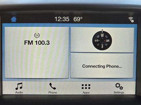 Used 2017 Ford Fiesta SE w/ Equipment Group 201A FWD image 19