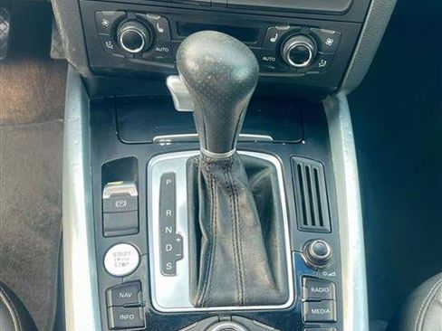 Used 2010 Audi Q5 3.2 Prestige image 15