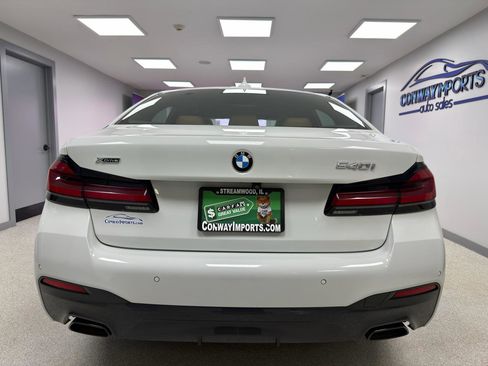 Used 2021 BMW 540i xDrive w/ M Sport Package image 7