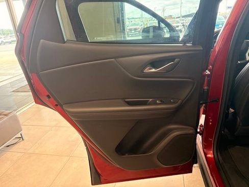 Used 2021 Chevrolet Blazer RS w/ Enhanced Convenience Package FWD image 13