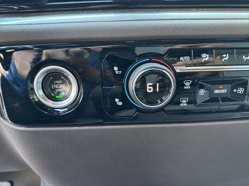 Used 2023 Chevrolet Silverado 1500 LT image 21