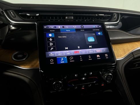 Used 2024 Jeep Grand Cherokee L Summit image 22