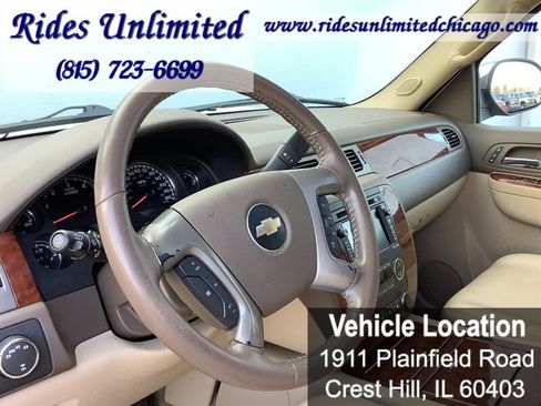 Used 2010 Chevrolet Suburban LTZ AWD/4WD image 24