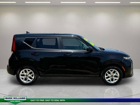 Used 2021 Kia Soul S FWD image 14
