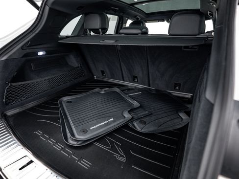 Certified 2023 Porsche Cayenne image 24