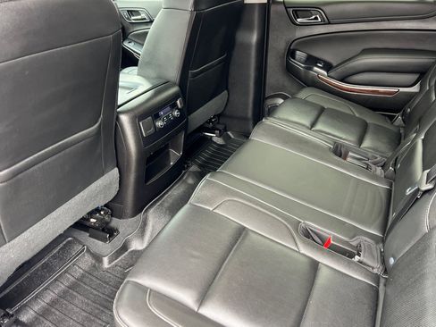 Used 2019 GMC Yukon XL SLT image 13
