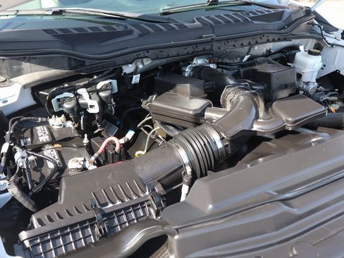 Used 2022 Ford F250 XL w/ Power Equipment Group image 12