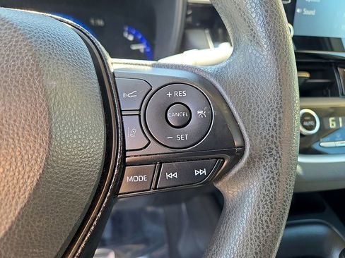 Used 2020 Toyota Corolla LE w/ Body Protection Package FWD image 22