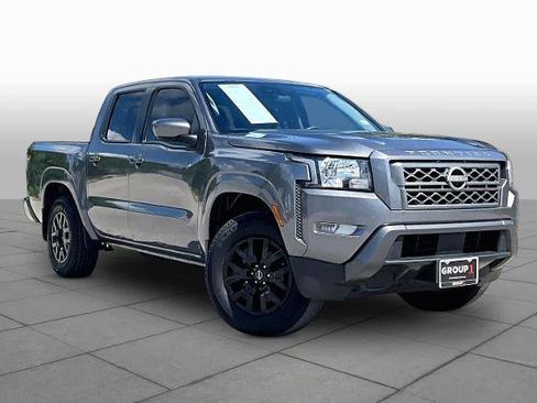Certified 2023 Nissan Frontier SV w/ SV Convenience Package RWD image 3