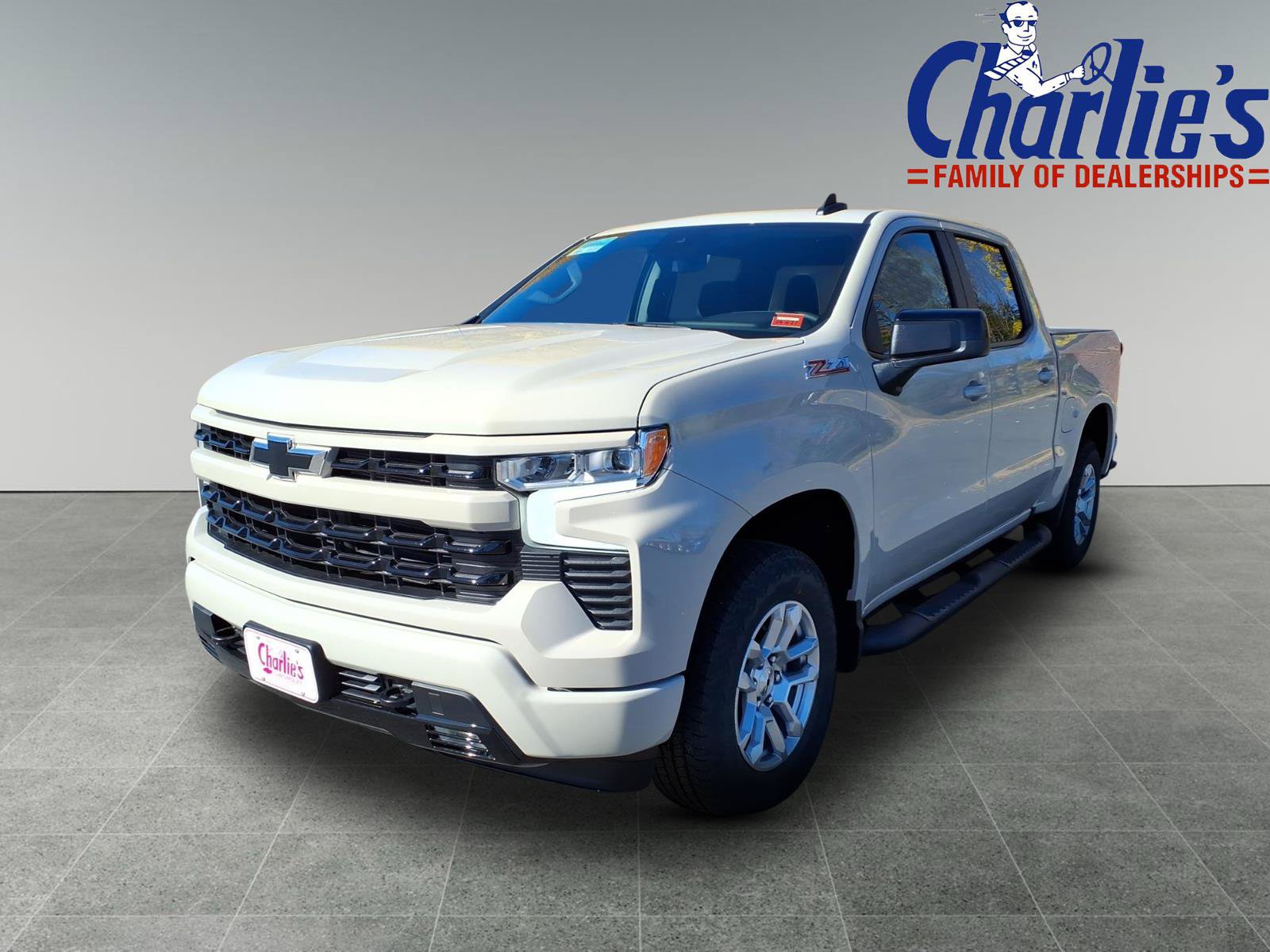 New 2026 Chevrolet Silverado 1500 RST w/ Z71 Off-Road Package AWD/4WD image 1
