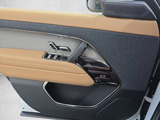 New 2026 Land Rover Range Rover Sport SE AWD/4WD image 25