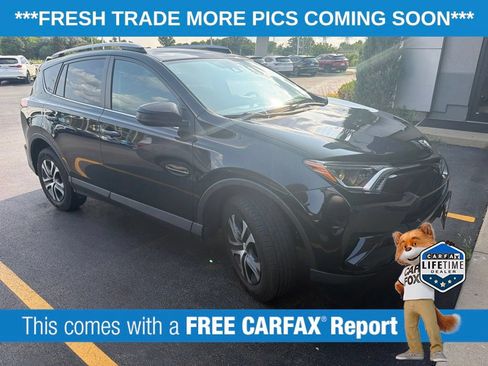 Used 2018 Toyota RAV4 LE w/ All Weather Liner Package AWD/4WD image 3