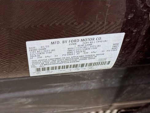 Used 2023 Ford Explorer XLT w/ Equipment Group 202A image 32