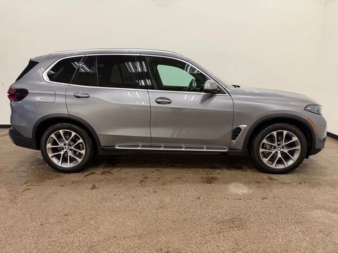 Used 2024 BMW X5 xDrive40i image 9