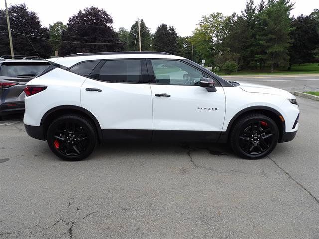 Certified 2022 Chevrolet Blazer LT w/ Redline Edition AWD/4WD image 6