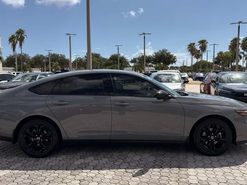 Used 2025 Honda Accord SE image 14