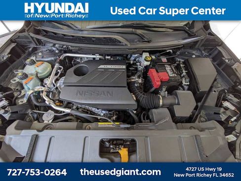 Used 2022 Nissan Rogue SV AWD/4WD image 14