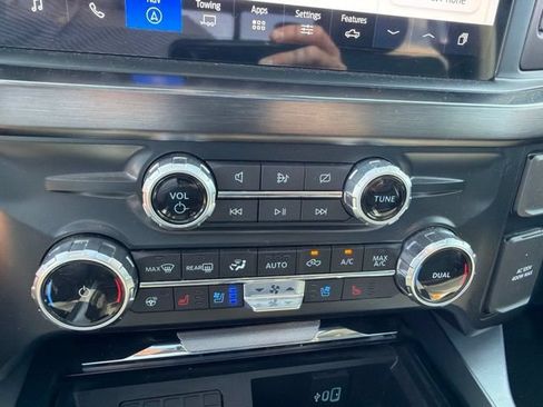 Used 2023 Ford F350 Lariat w/ Lariat Ultimate Package AWD/4WD image 14