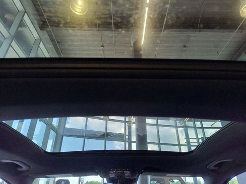 New 2025 Mercedes-Benz GLA 35 AMG 4MATIC image 12